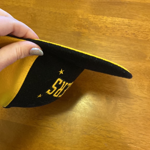 LA Lakers Cap Black Yellow Vintage NBA Nike EUC XL - Picture 8 of 8